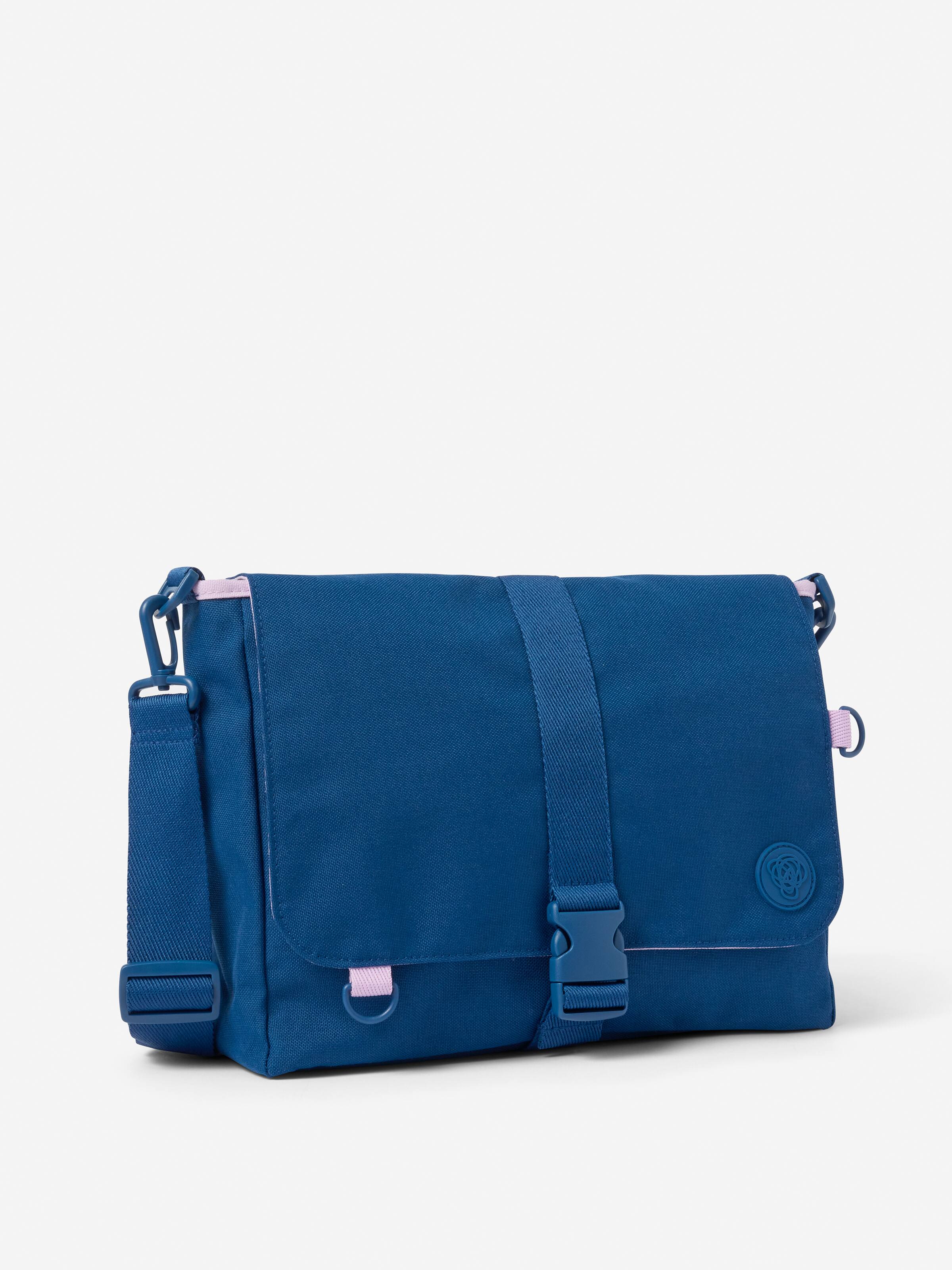 Tobi Messenger Bag