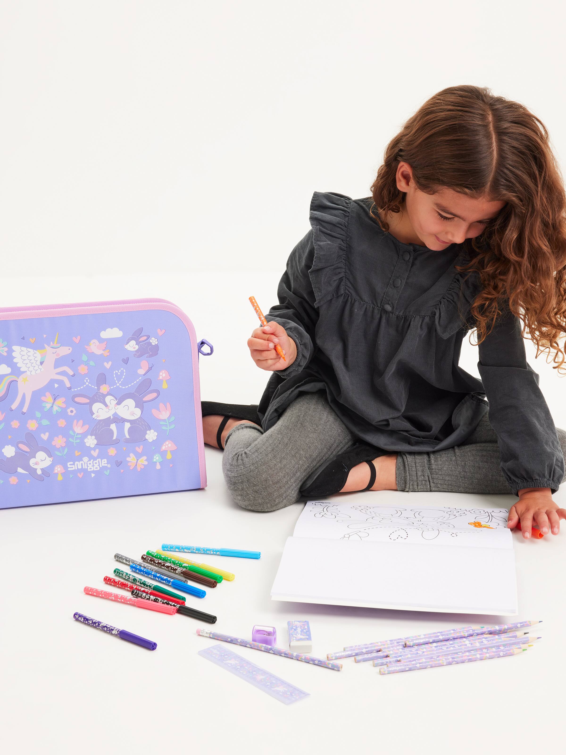 Adventure On-The-Go Colouring Studio